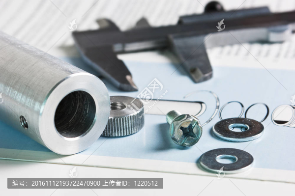 機(jī)械方案和卡尺