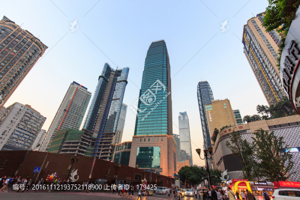 解放碑摩天大樓英利國際金融中心