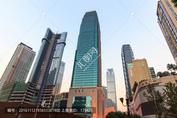 解放碑摩天大樓英利國際金融中心