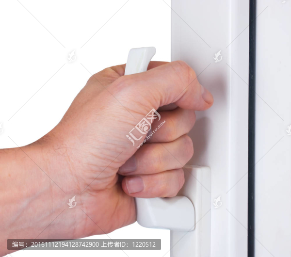 手打開一扇窗戶