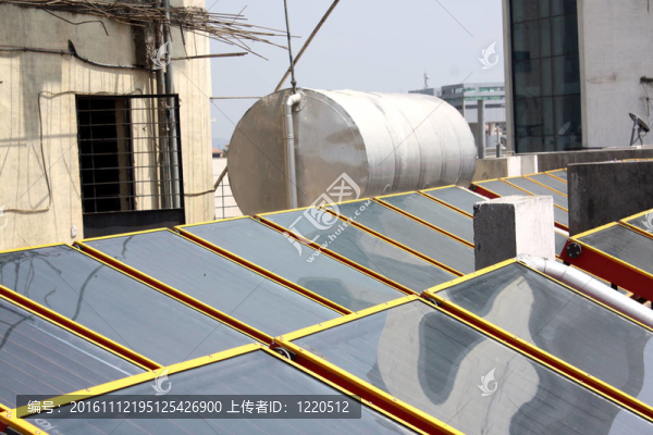 太陽能熱水器的面板