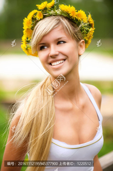 年輕的女人
