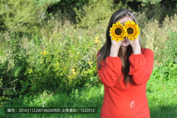 年輕漂亮的女人