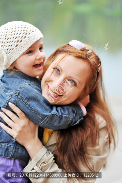 母親和女兒