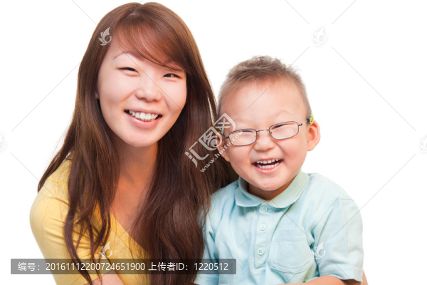 幸福的中國(guó)母親與兒子