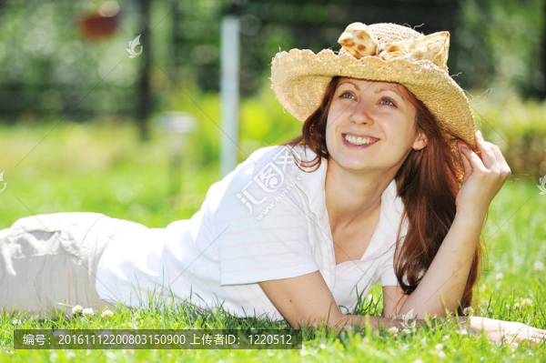 年輕的女人