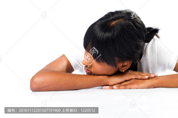 印度女孩做白日夢