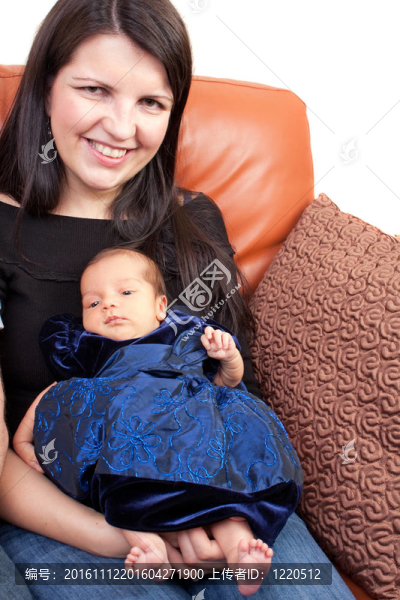 初生的嬰兒