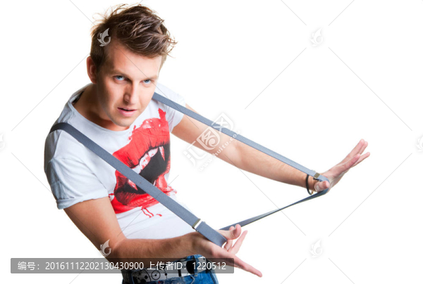 無(wú)禮的年輕漂亮的人支撐在孤立的白色