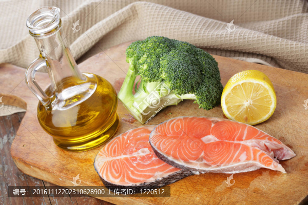 三文魚牛排