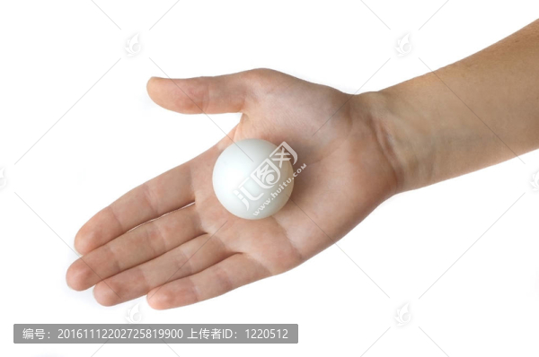 手上的乒乓球