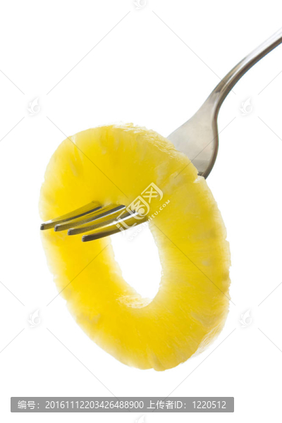 叉子上的菠蘿圈