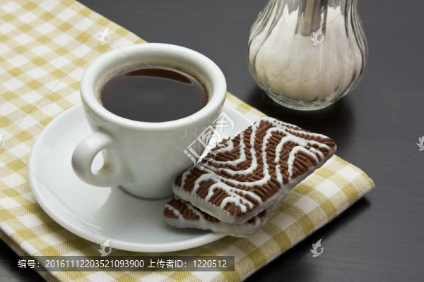 一杯黑咖啡