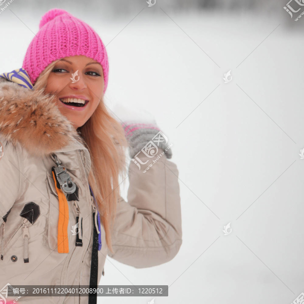 玩雪球