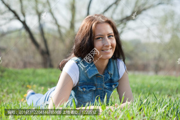 中世紀(jì)的黑發(fā)女人