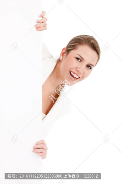 商業(yè)女人拿著一個(gè)廣告