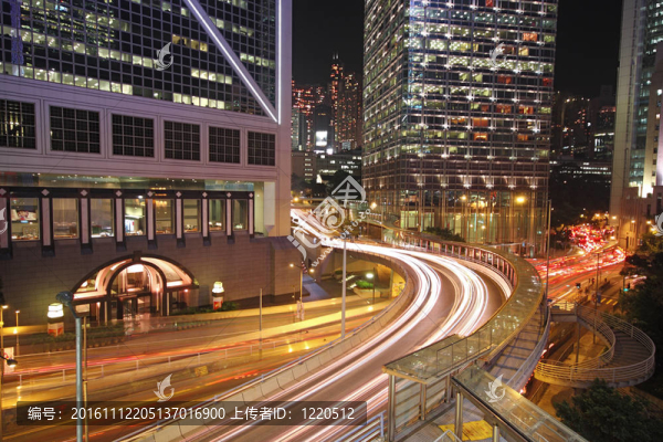 香港交通繁忙的夜晚