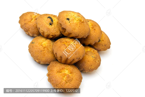 從新鮮的蛋糕的金字塔