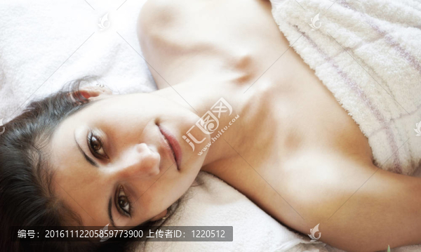 漂亮的女