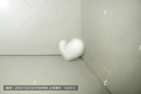 白色的心