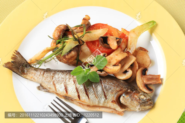 煎鱒魚