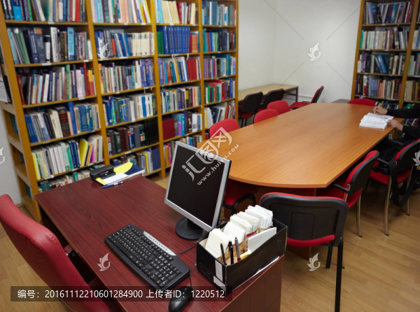 圖書館圖書與計算機教育