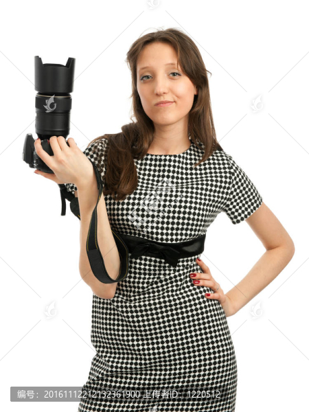 帶相機的年輕女人