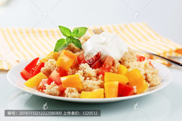 庫(kù)斯沙拉