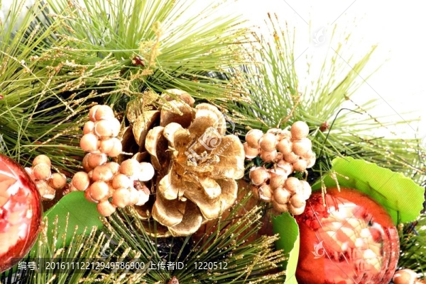 塊的花環(huán)