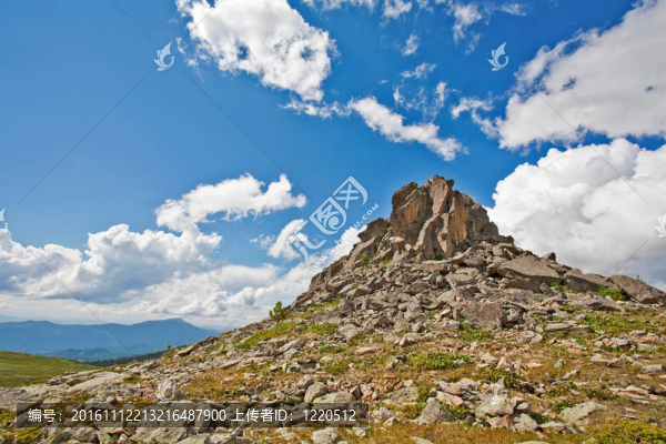 美麗的山地景觀與藍(lán)天