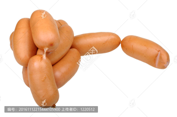 許多香腸在白色背景上分離