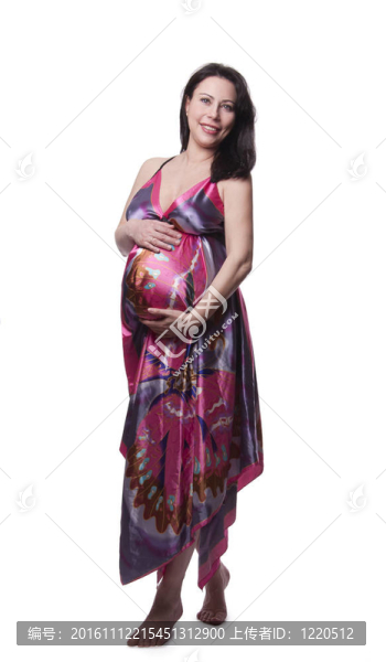 一個(gè)孕婦穿著一件漂亮的衣服