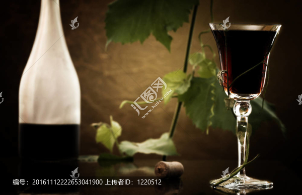 紅葡萄酒