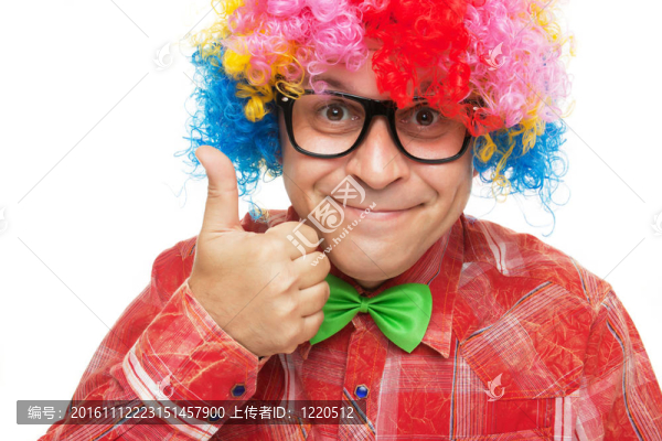 戴假發(fā)的男人