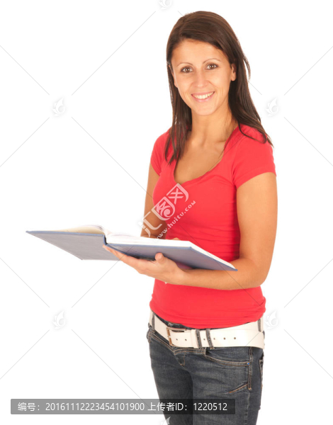 漂亮的年輕女人讀孤立在白色背景的書