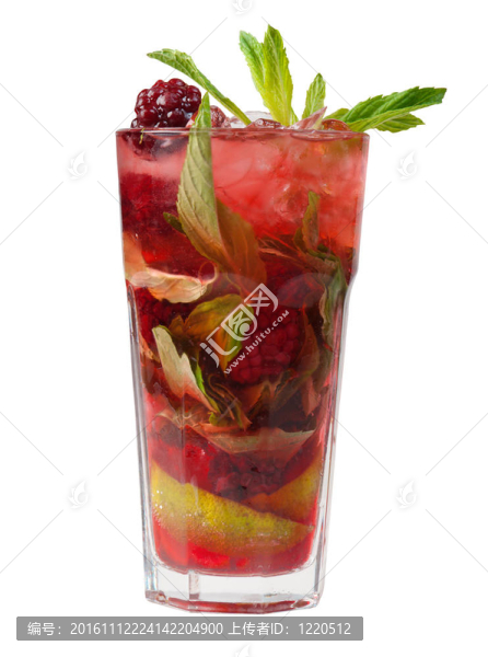 黑莓的mojito雞尾酒。特寫
