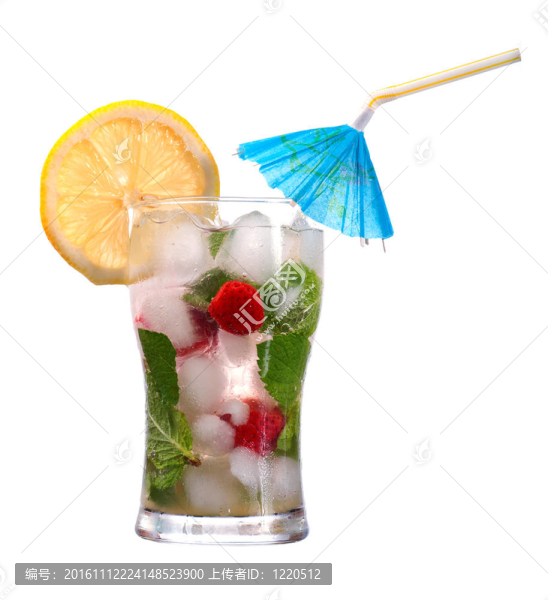 薄荷草莓雞尾酒