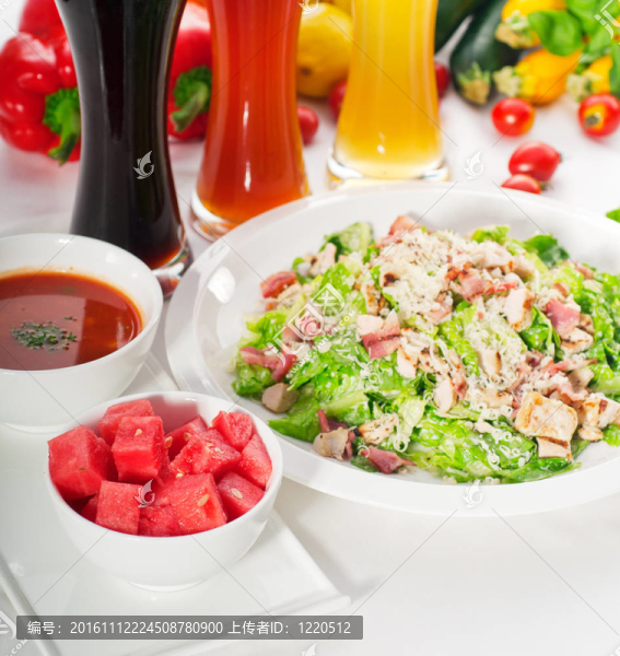 新鮮的凱撒沙拉