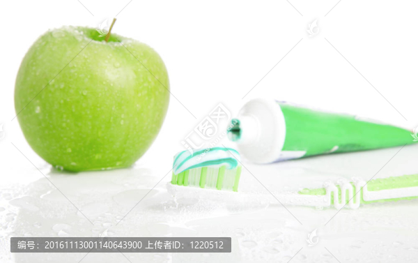 牙刷牙膏微距拍攝。