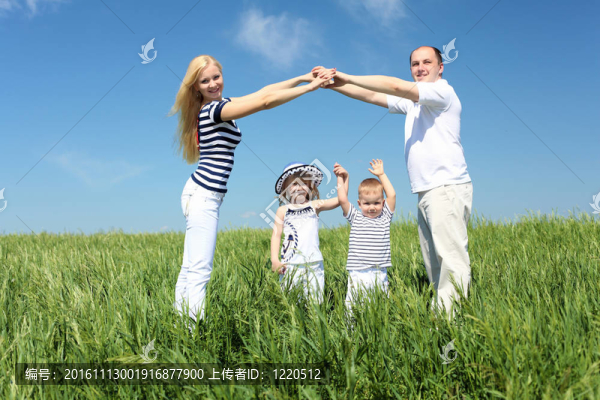 夏季兒童戶外活動(dòng)