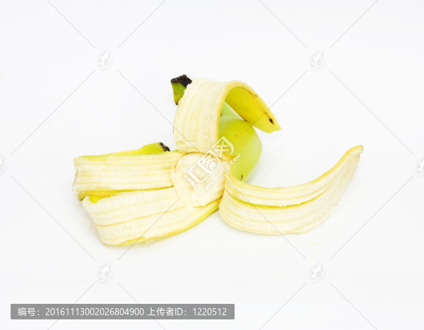 白色背景上的香蕉