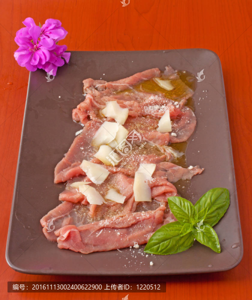 生牛肉片