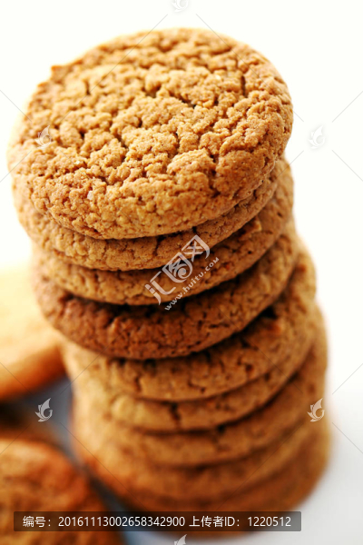 新鮮美味的燕麥餅干-匯圖網(wǎng) www.fosd68.com 新鮮美味的燕麥餅干