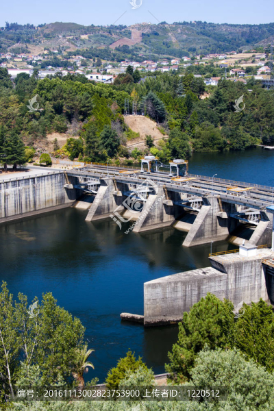 在奧倫塞米駉河水庫；加利西亞自治區(qū)；西班牙