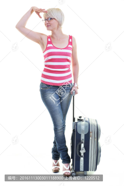 帶旅行袋的女人