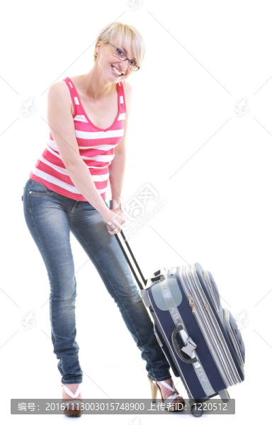 帶旅行袋的女人