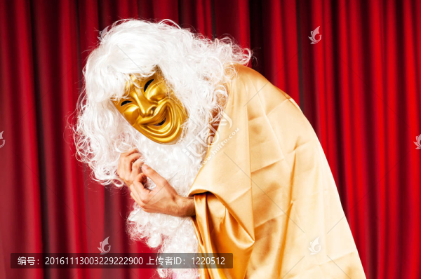 在一個有趣的戲劇觀，使演員