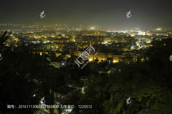 格拉納達(dá)的夜晚-匯圖網(wǎng) www.fosd68.com 格拉納達(dá)的夜晚