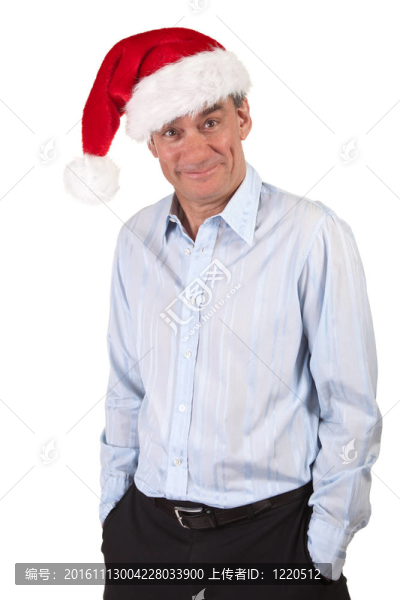 英俊的男人笑著圣誕老人的帽子