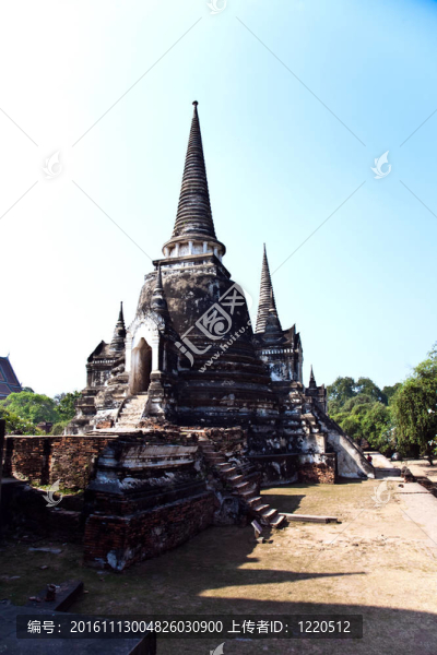 著名的寺Wat,Phra,Si,sanphet；在Ajutthay皇家宮殿